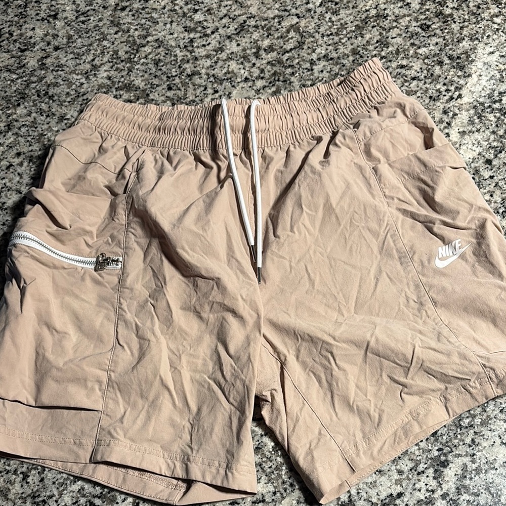 Nike Men's Tan Shorts